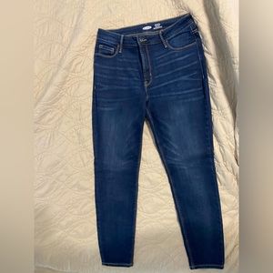 Old Navy Rockstar Super Skinny Highrise Jeans